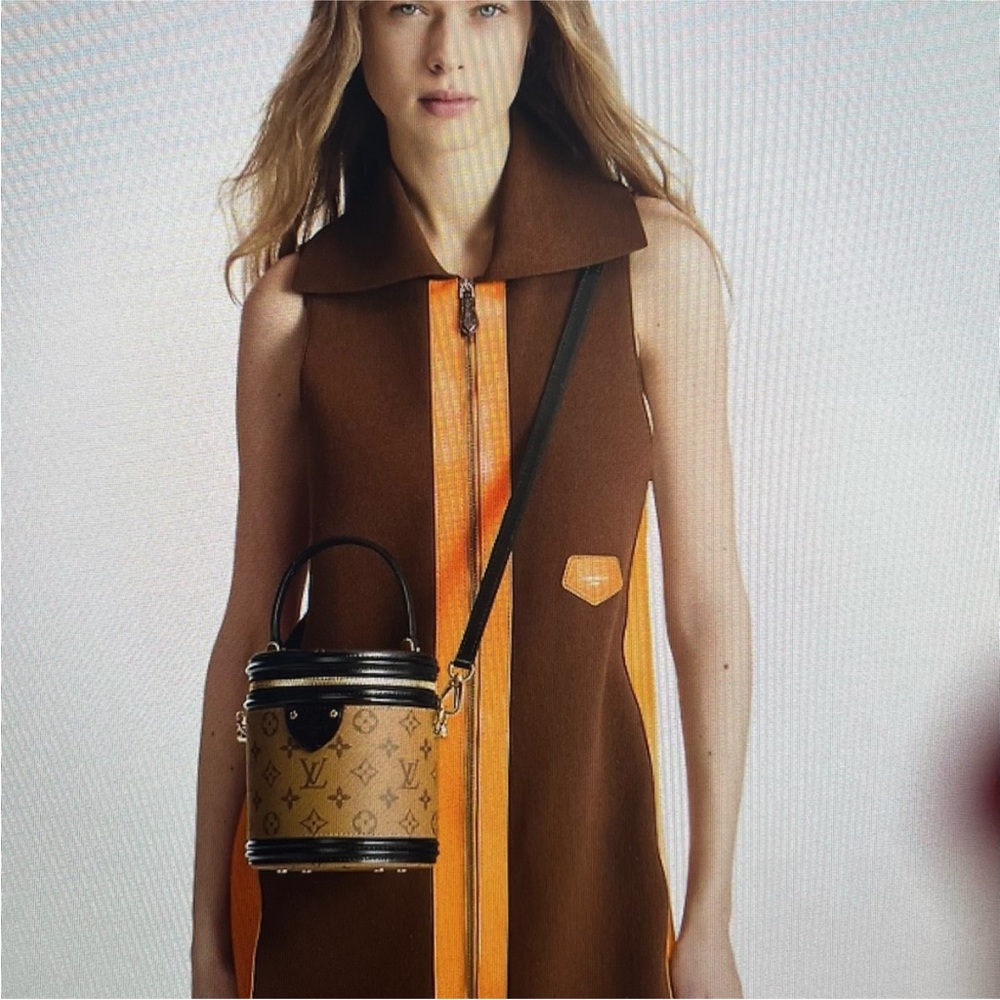 LV Cannes cylinder bag and adjustable strap included.5.9 x 6.7 x 5.9 in. (LxHxW)